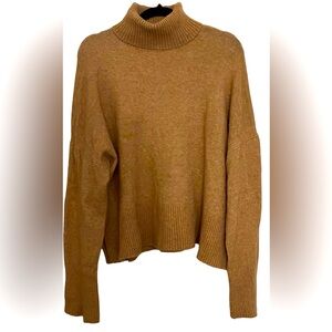 Turtle neck sweater